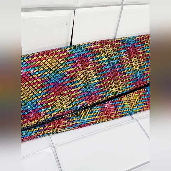 Aldo Rainbow Sequin Envelope Clutch Then Magnetic Closure Medium Size Internal Z - Picture 2 of 7